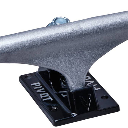 Pivot Street Skateboard Truck - Black V2